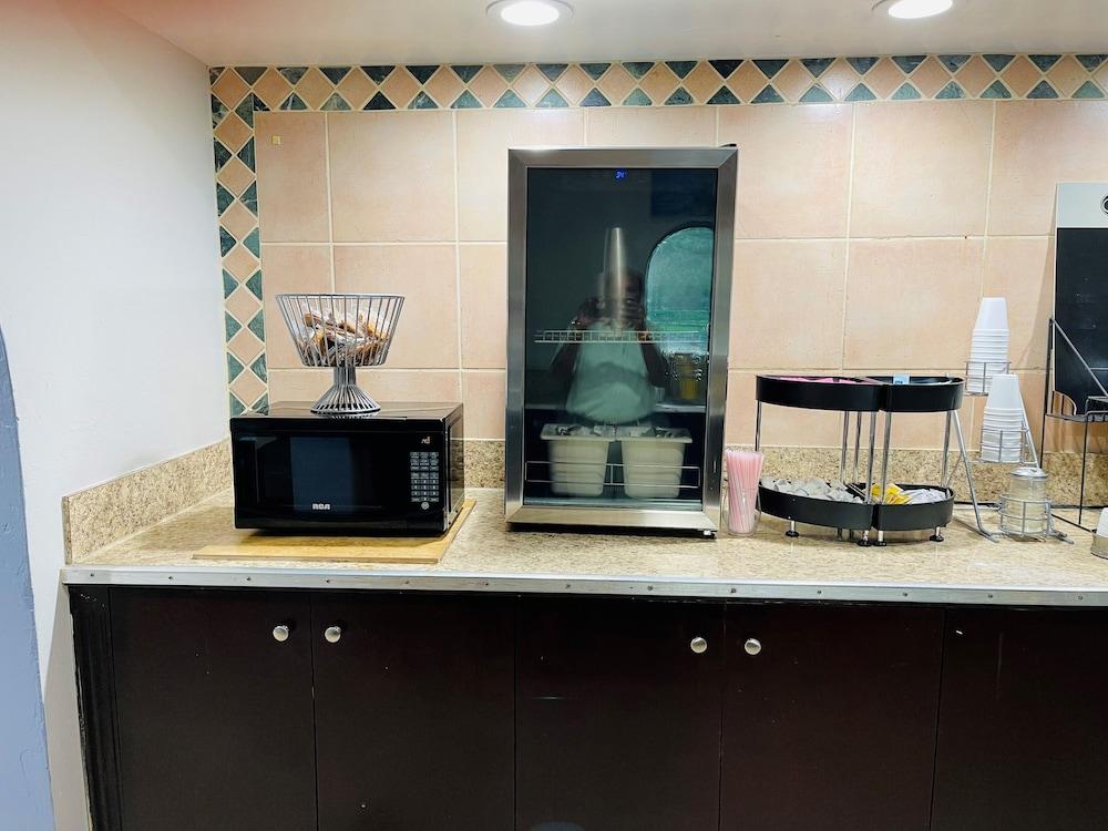 Quality Inn & Suites Altamonte Springs Orlando-North Экстерьер фото